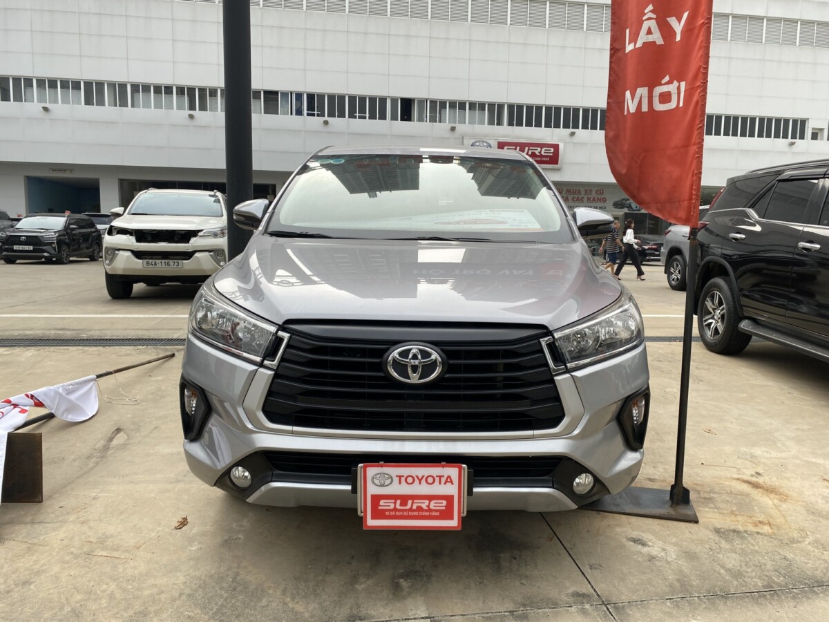 Toyota Innova 2.0E 2020 – Số Sàn Mẫu Mới