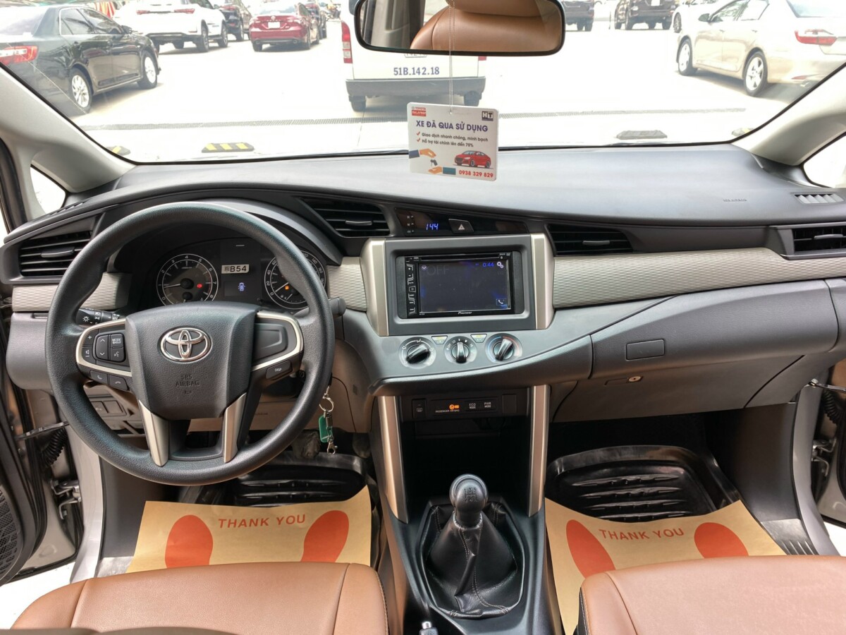 Toyota Innova 2.0E 2017 – Số Sàn