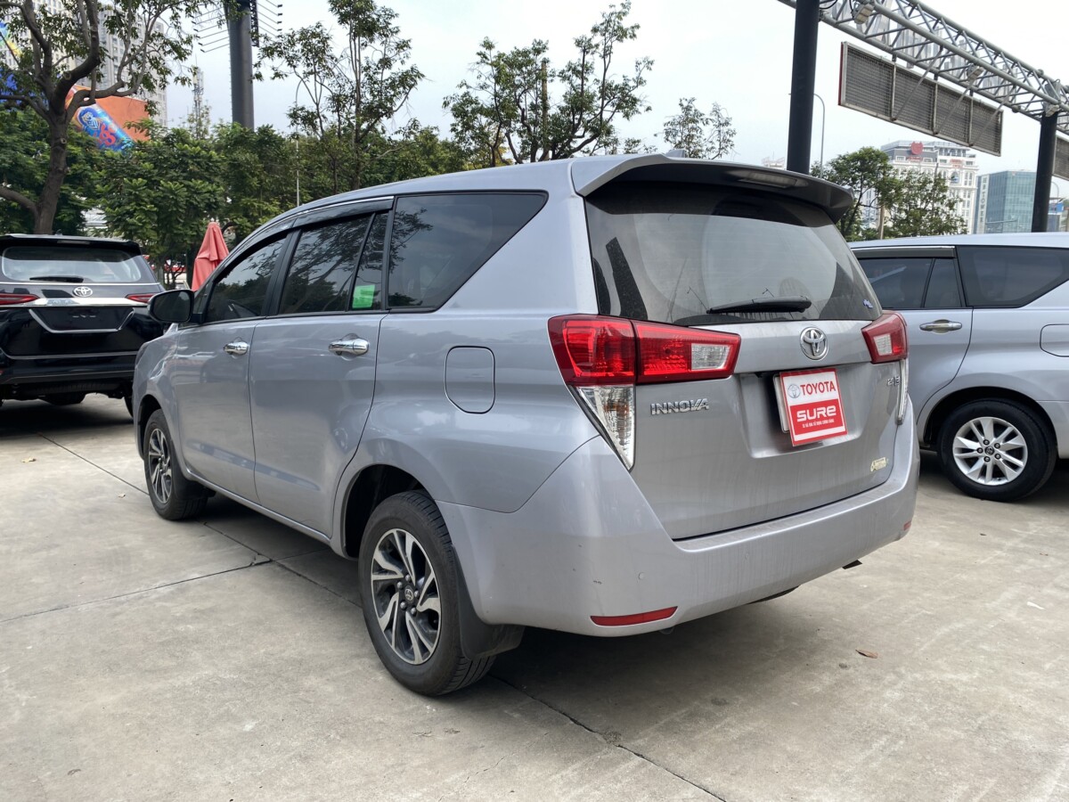 Toyota Innova 2.0E 2023 – Số Sàn