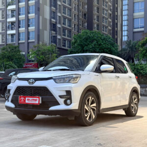 TOYOTA RAIZE 1.0TURBO 2023 - MÀU TRẮNG NGỌC TRAI