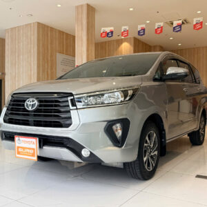 TOYOTA INNOVA 2.0E 2021 - MÀU BẠC